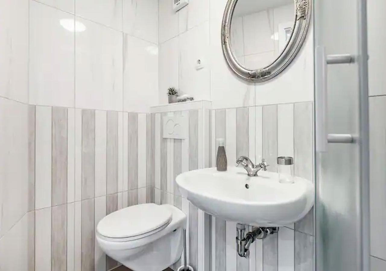Appartamento Blissful Loft Tivoli Lubiana Esterno foto